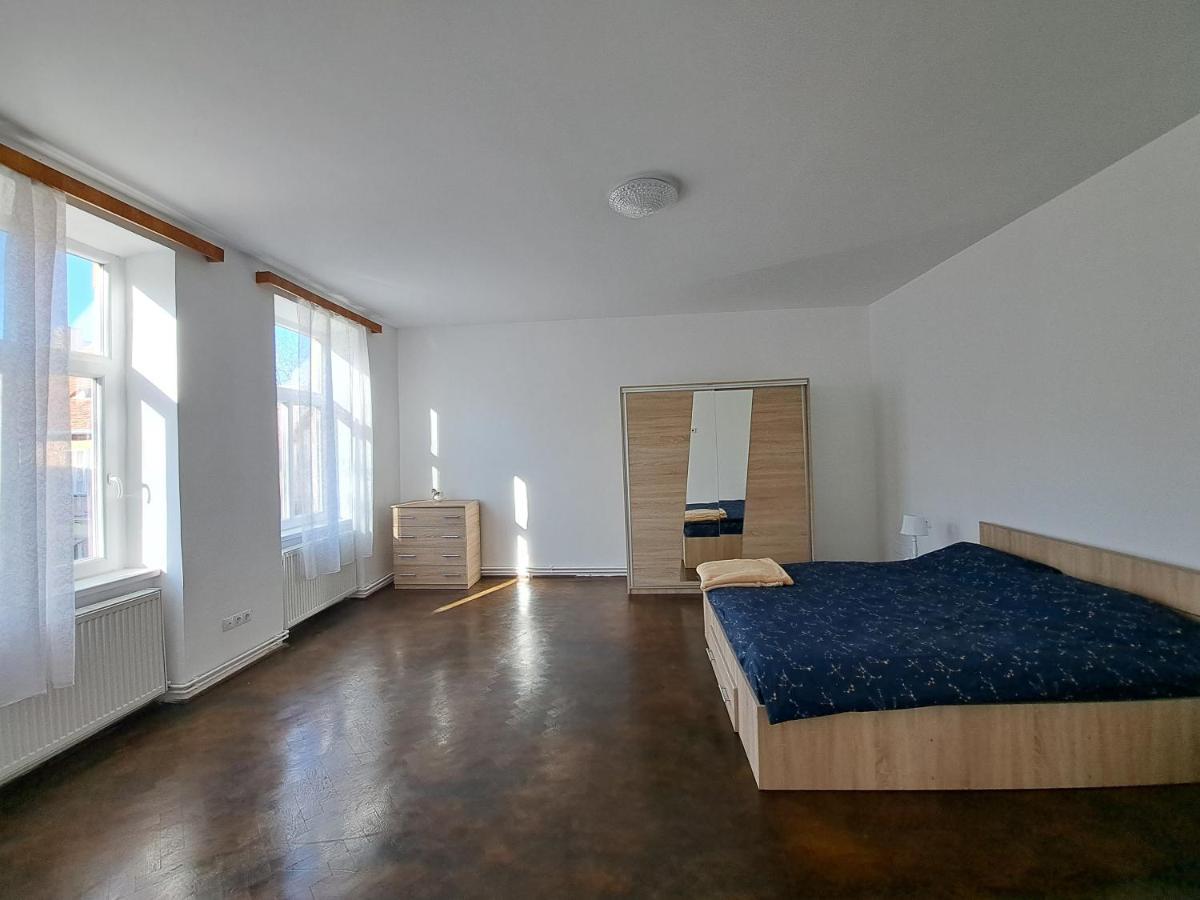 Cozy Apartment In The Heart Of Sibiu Bagian luar foto